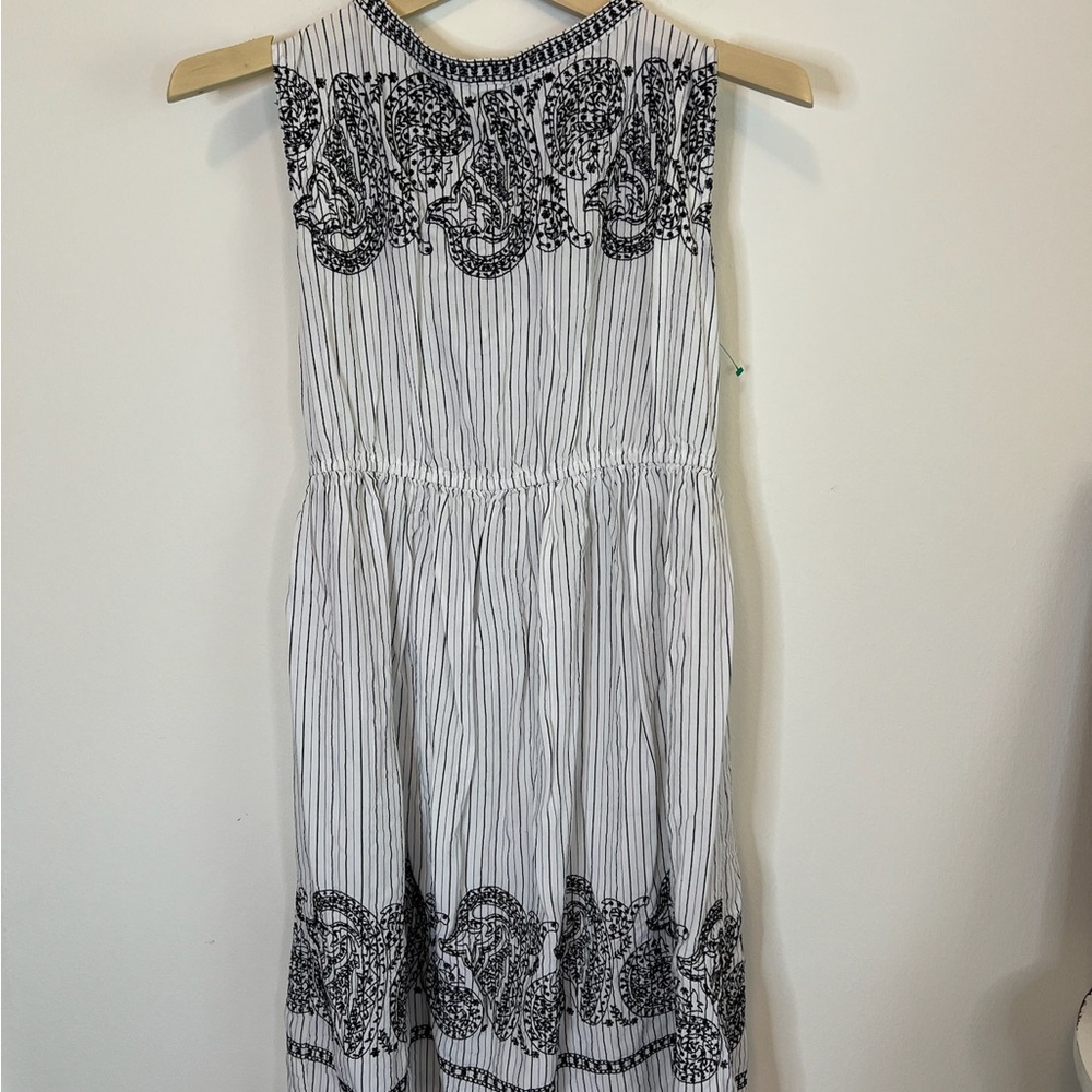 Loft Small Black/white striped sleeveless midi dress paisley embroidering
